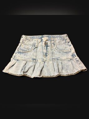 Coquette Denim Pleated Mini Skirt by Pacsun!